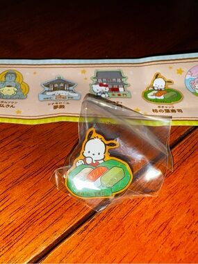 NWT Sanrio Pochacco Nara Gashapon Pin